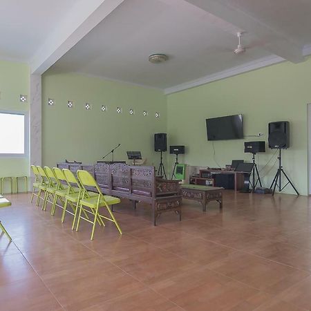 Reddoorz Syariah Near Museum Wisma Karya Subang Esterno foto