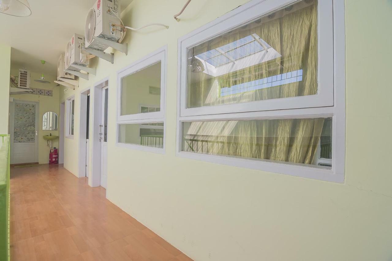 Reddoorz Syariah Near Museum Wisma Karya Subang Esterno foto